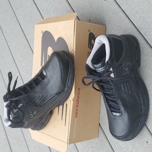 NWT New Balance Team 902 Basketball Sneakers BB902BK New Balance Black Sneakers